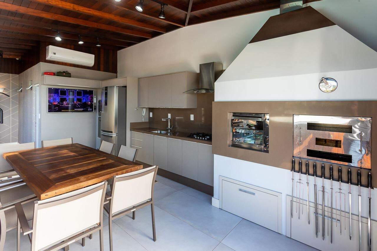 Apartamento de 4 quartos, 412m² no bairro Centro, em Balneário Camboriú | Eu Corretor