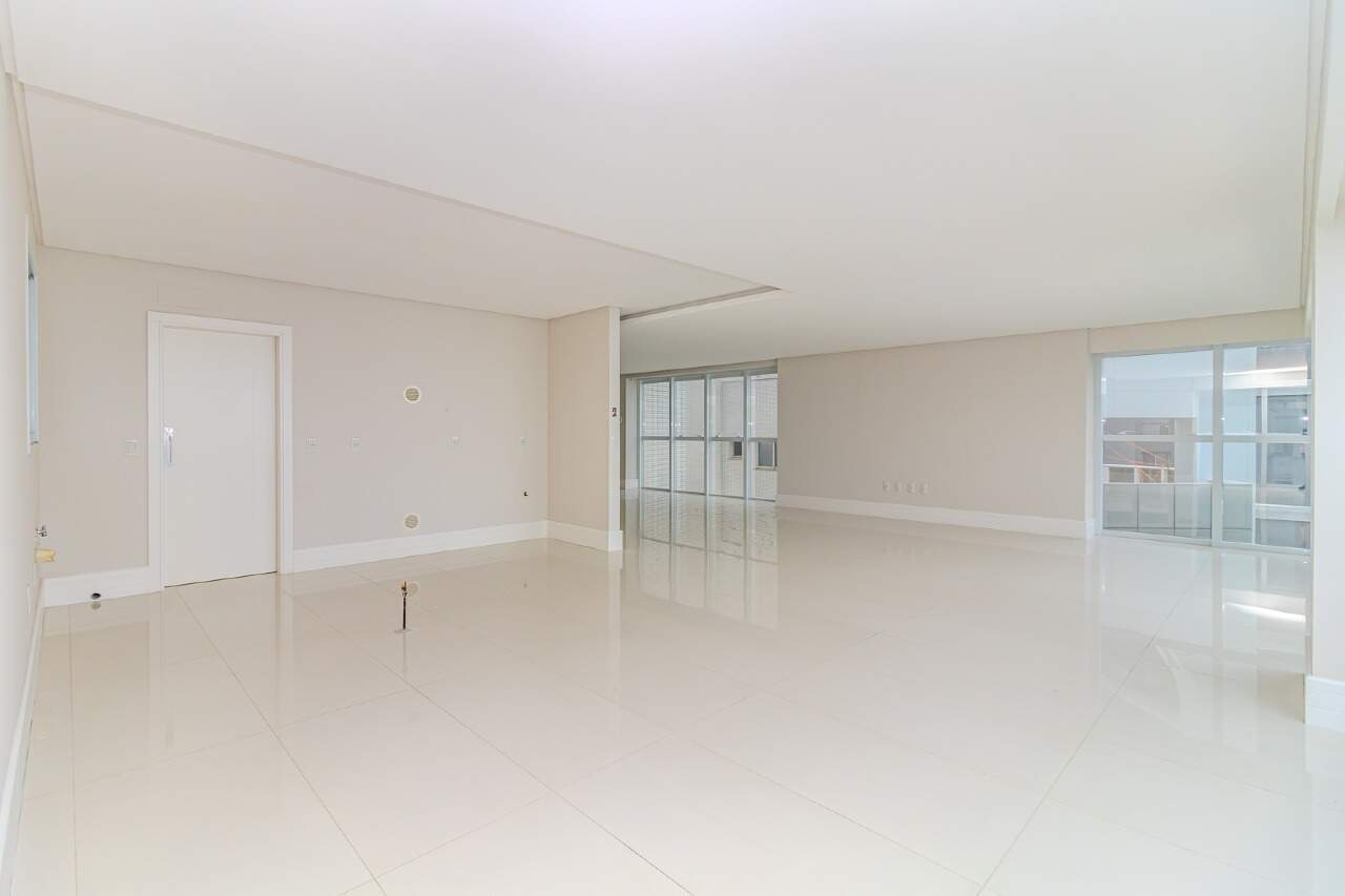 Apartamento de 4 quartos, 237m² no bairro Centro, em Balneário Camboriú | Eu Corretor