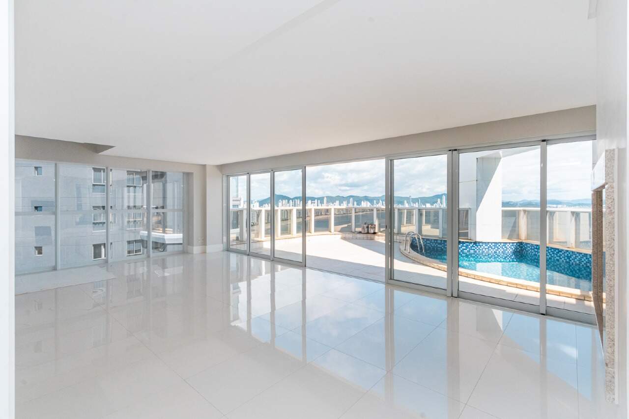 Apartamento de 4 quartos, 237m² no bairro Centro, em Balneário Camboriú | Eu Corretor