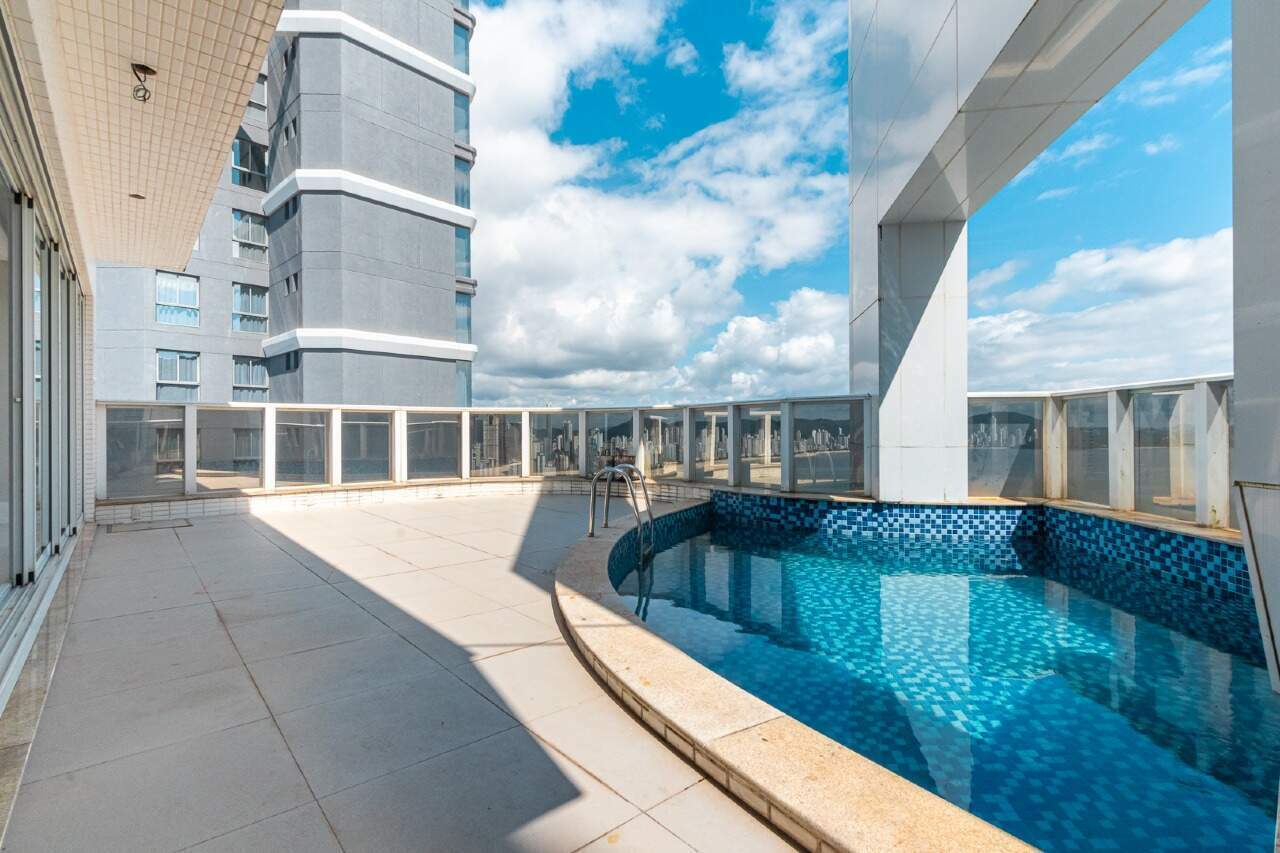 Apartamento de 4 quartos, 237m² no bairro Centro, em Balneário Camboriú | Eu Corretor