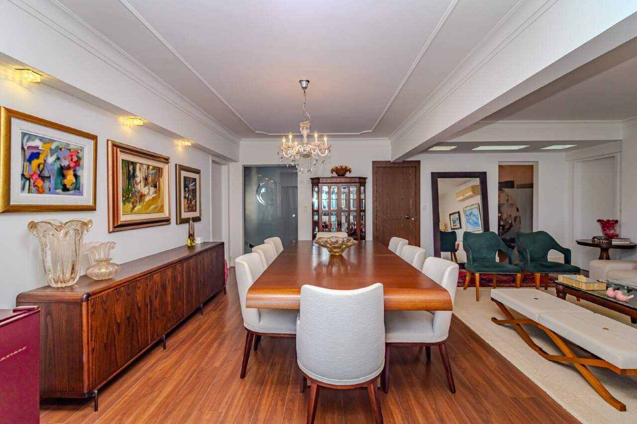 Apartamento de 4 quartos, 222152m² no bairro Centro, em Balneário Camboriú | Eu Corretor