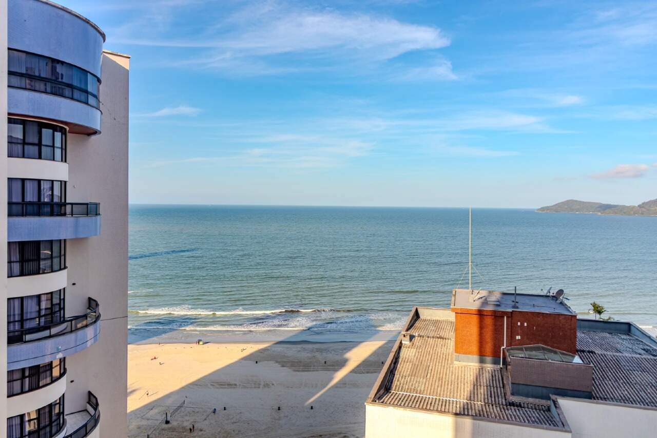 Apartamento de 4 quartos, 222152m² no bairro Centro, em Balneário Camboriú | Eu Corretor