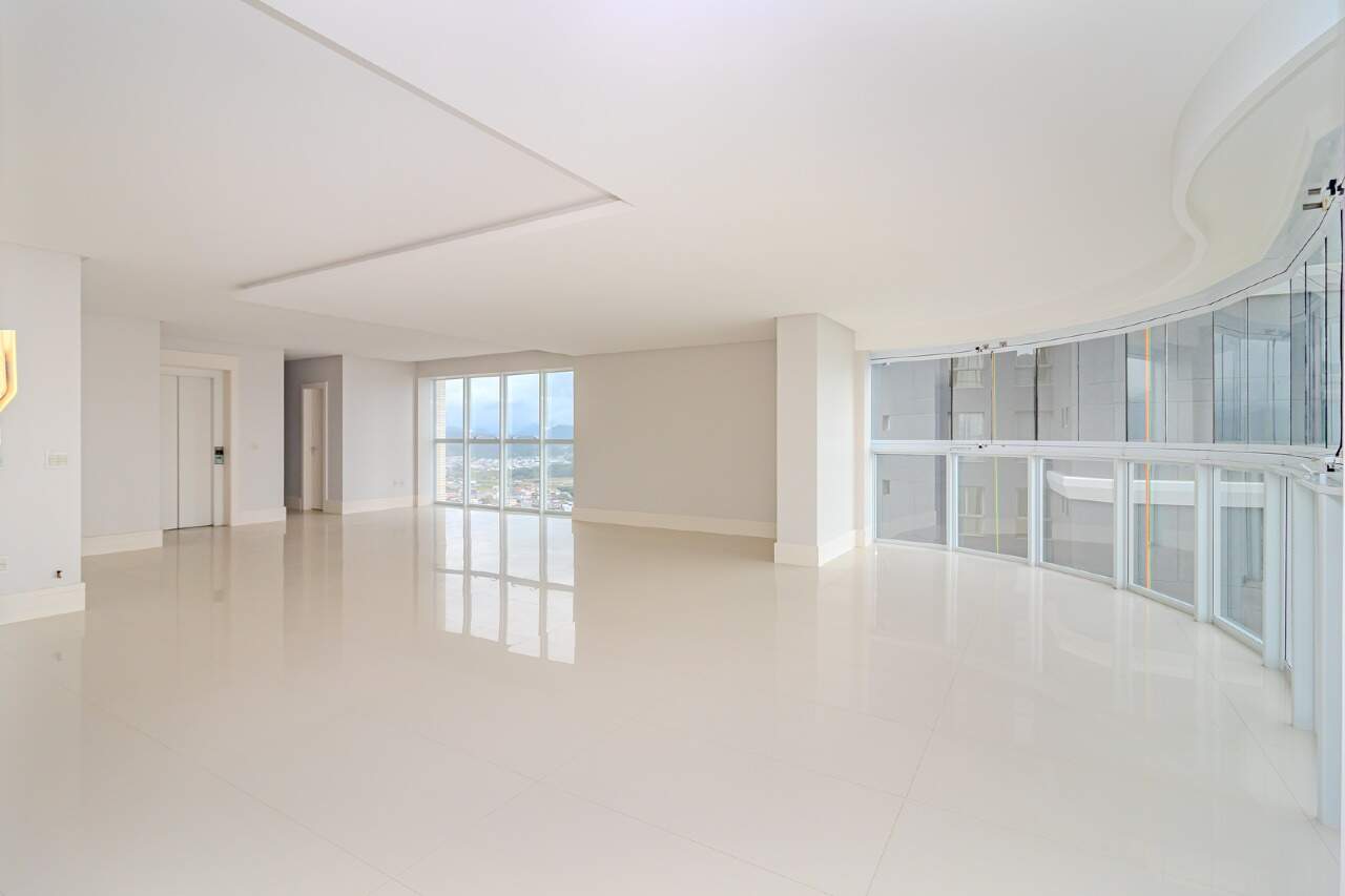 Apartamento de 4 quartos, 237m² no bairro Centro, em Balneário Camboriú | Eu Corretor