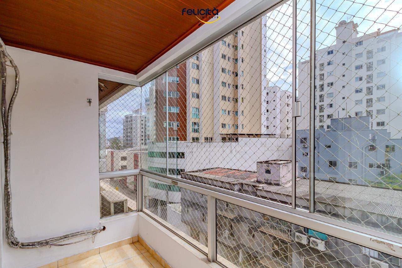 Apartamento de 3 quartos, 140m² no bairro Centro, em Balneário Camboriú | Eu Corretor
