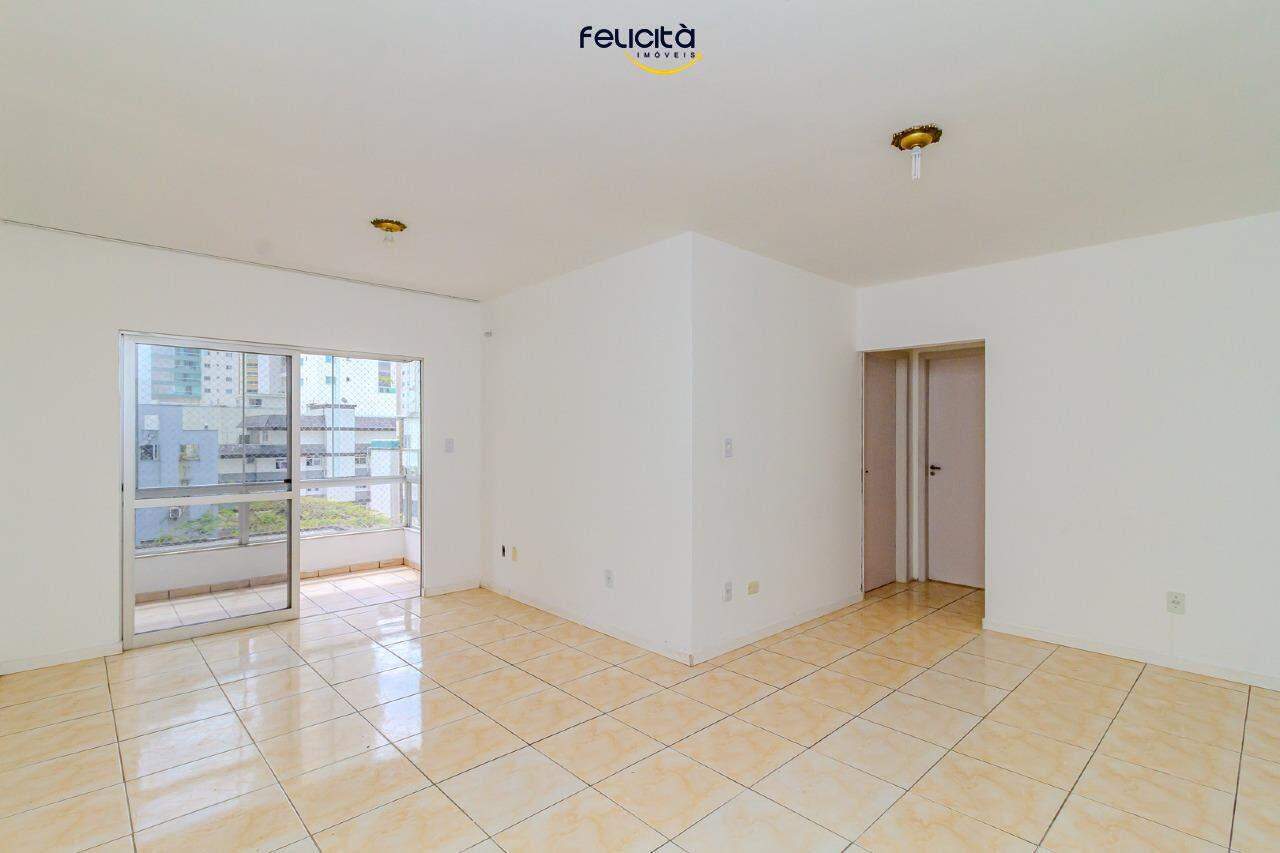 Apartamento de 3 quartos, 140m² no bairro Centro, em Balneário Camboriú | Eu Corretor