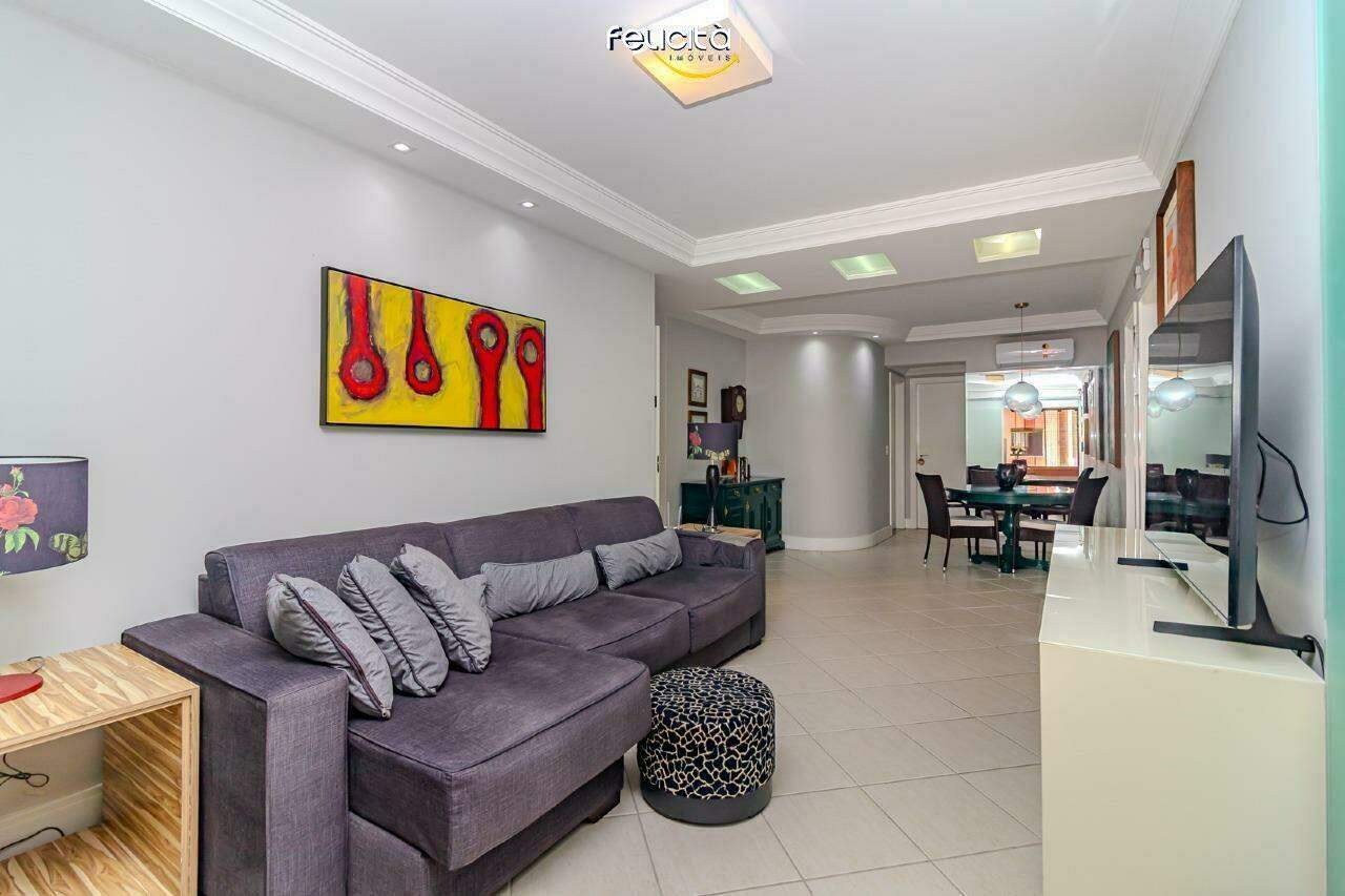 Apartamento de 3 quartos, 128m² no bairro Centro, em Balneário Camboriú | Eu Corretor