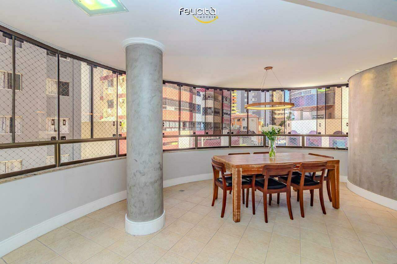 Apartamento de 3 quartos, 128m² no bairro Centro, em Balneário Camboriú | Eu Corretor