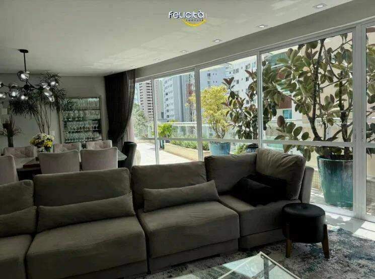 Apartamento de 3 quartos, 352m² no bairro Centro, em Balneário Camboriú | Eu Corretor
