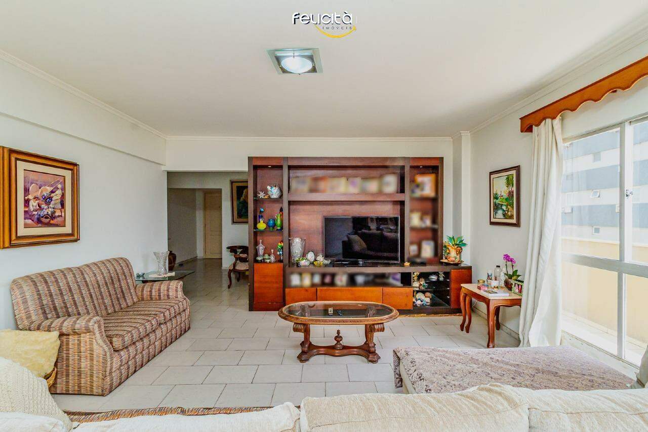 Apartamento de 4 quartos, 331m² no bairro Centro, em Balneário Camboriú | Eu Corretor