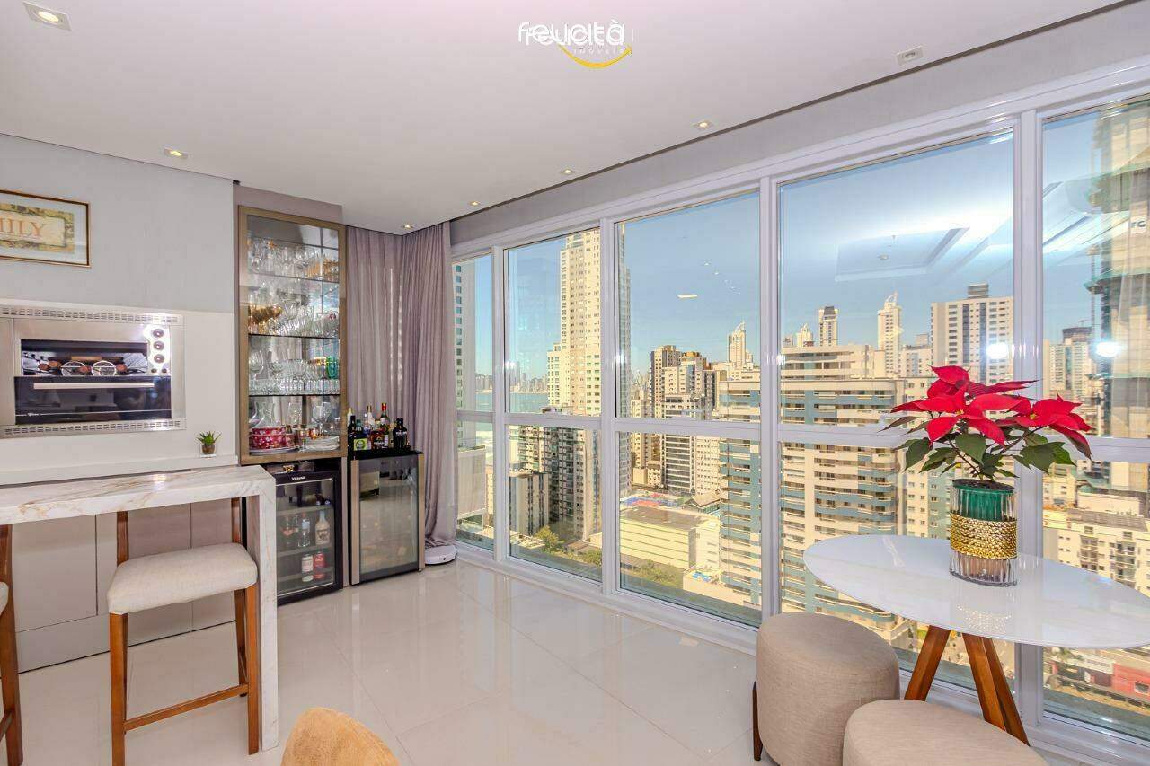 Apartamento de 3 quartos, 117m² no bairro Centro, em Balneário Camboriú | Eu Corretor