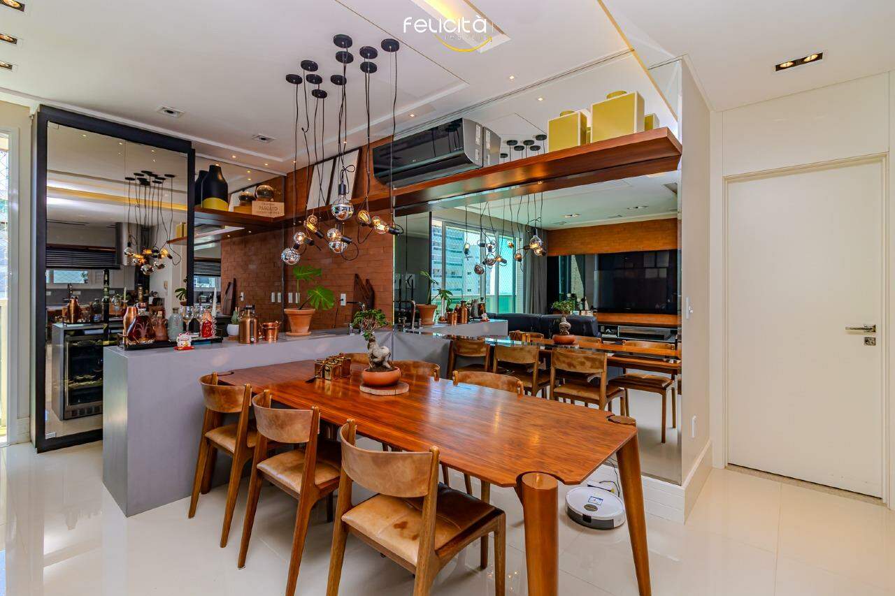 Apartamento de 3 quartos, 122m² no bairro Centro, em Balneário Camboriú | Eu Corretor