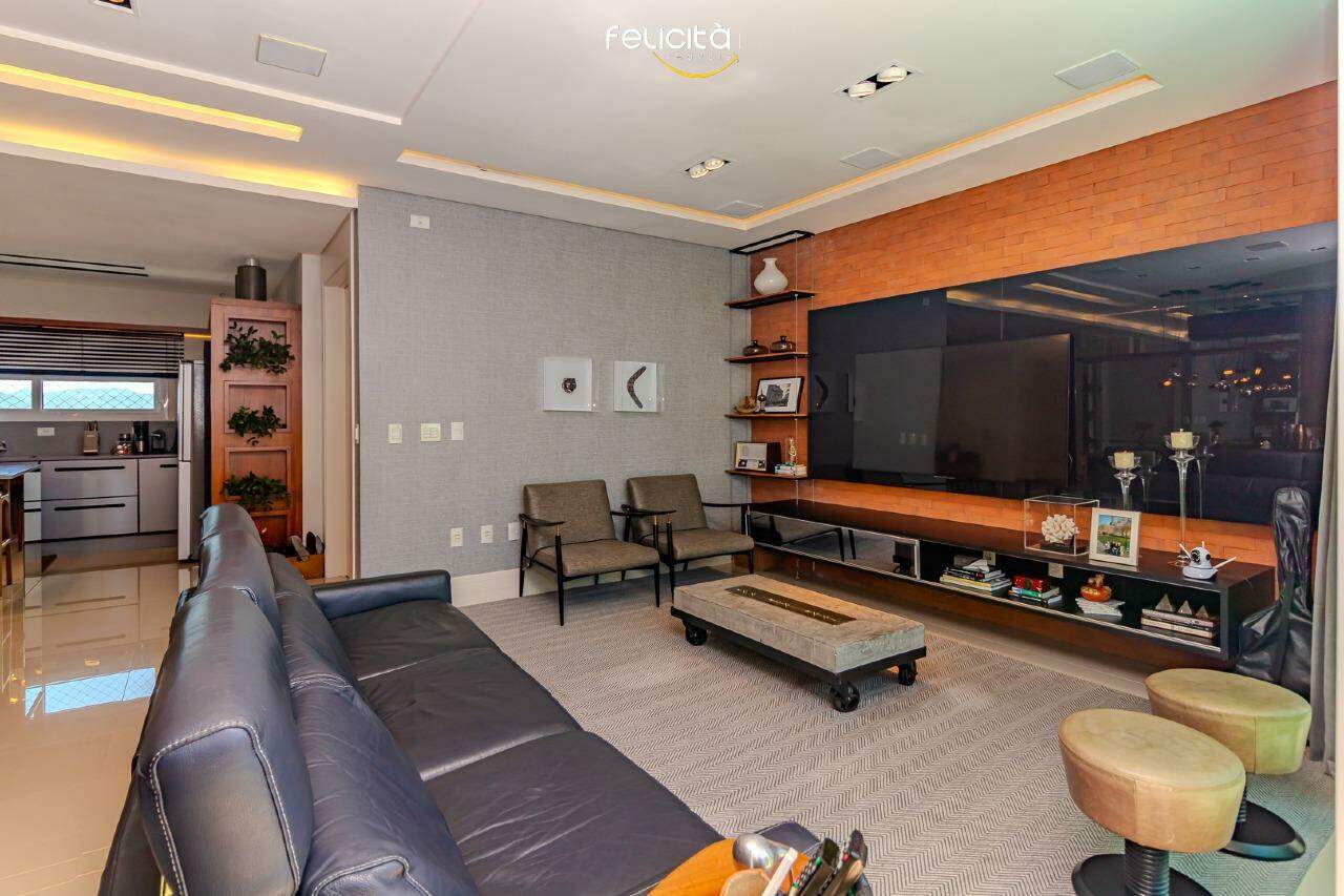 Apartamento de 3 quartos, 122m² no bairro Centro, em Balneário Camboriú | Eu Corretor