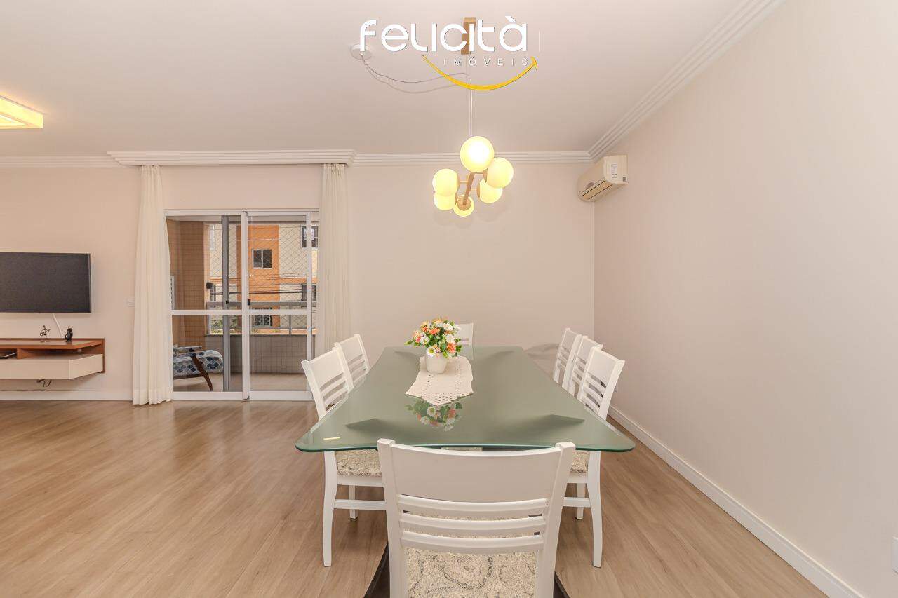 Apartamento de 3 quartos, 147m² no bairro Centro, em Balneário Camboriú | Eu Corretor