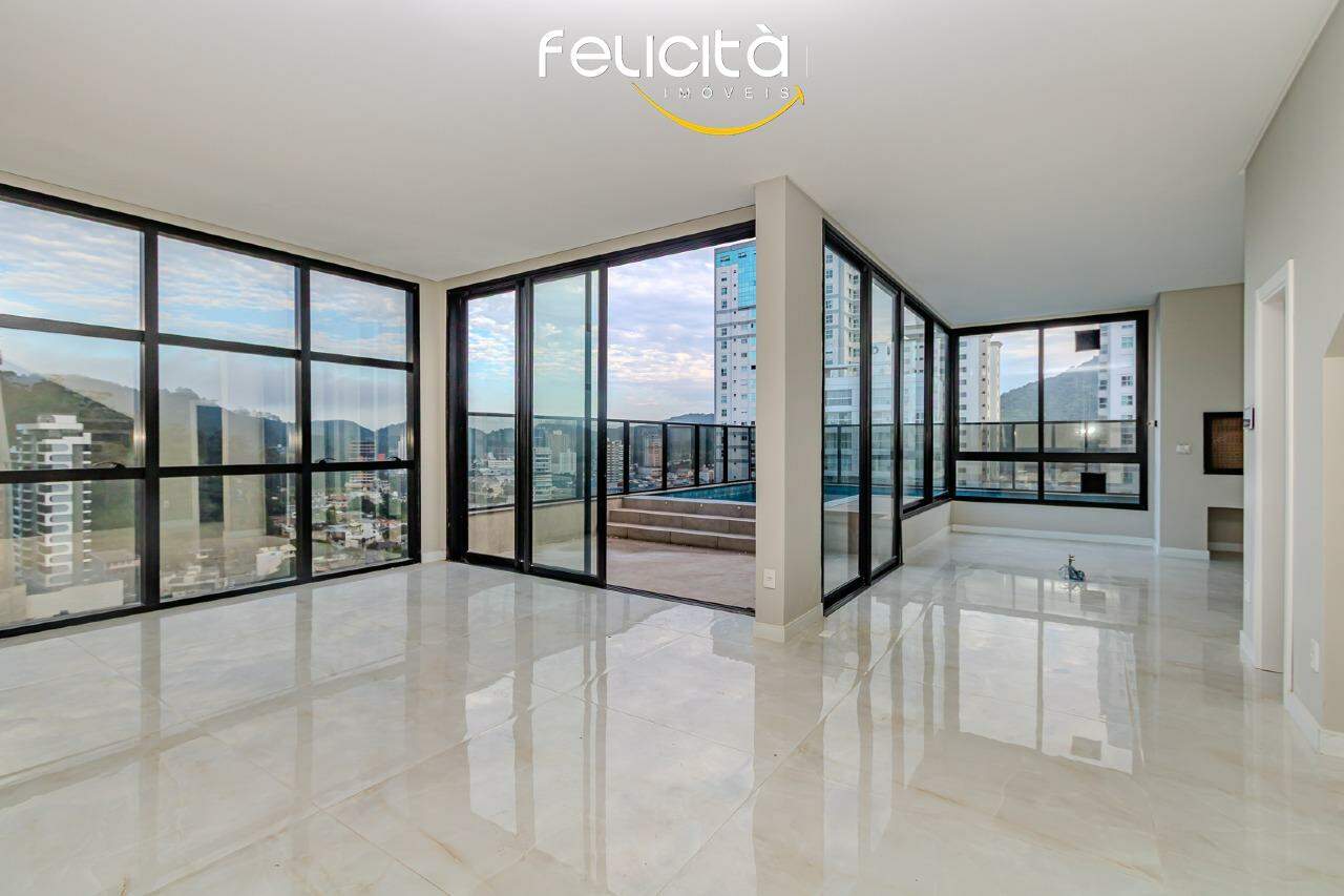 Cobertura de 3 quartos, 320m² no bairro Fazenda, em Itajaí | Eu Corretor