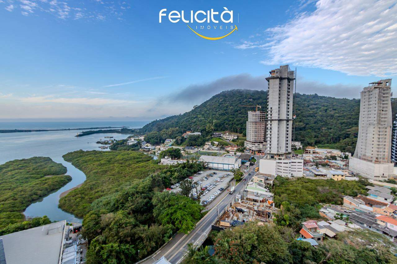 Cobertura de 3 quartos, 320m² no bairro Fazenda, em Itajaí | Eu Corretor