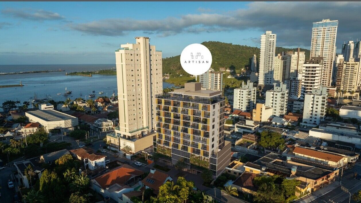 Apartamento à venda no Fazenda: Fotomontagem aérea do Artisan no bairro Fazenda, com a barra do rio ao fundo (imagem ilustrativa)