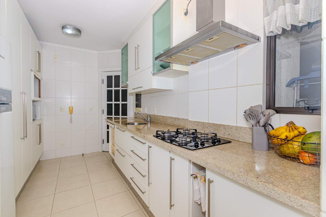 Apartamento de 3 quartos, 133m² no bairro Centro, em Balneário Camboriú | Eu Corretor