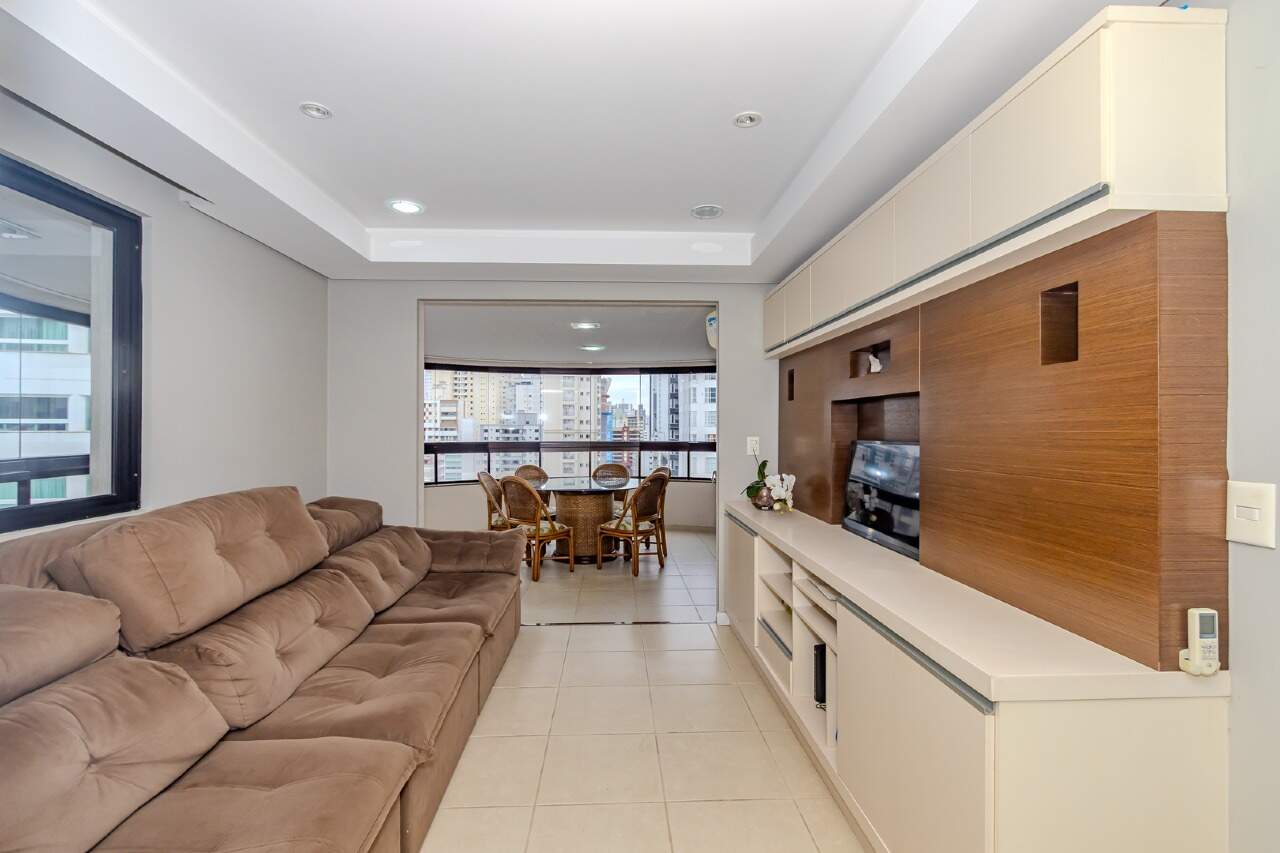 Apartamento de 3 quartos, 133m² no bairro Centro, em Balneário Camboriú | Eu Corretor