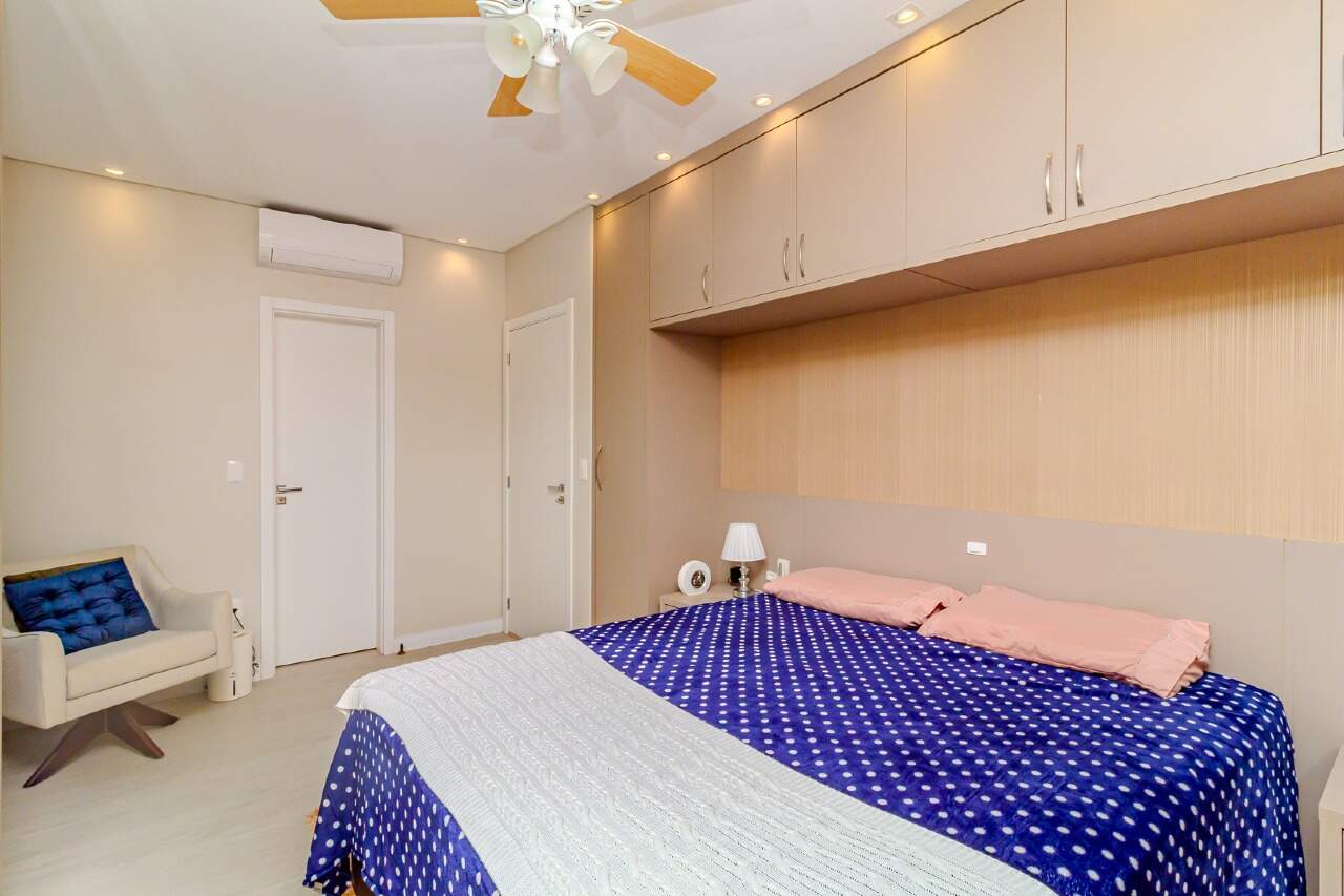 Apartamento à venda no Pioneiros: 