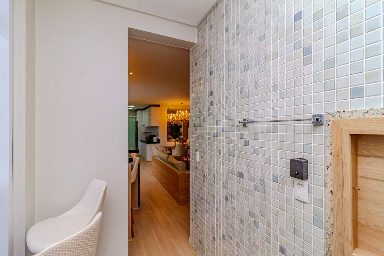 Apartamento à venda no Pioneiros: 