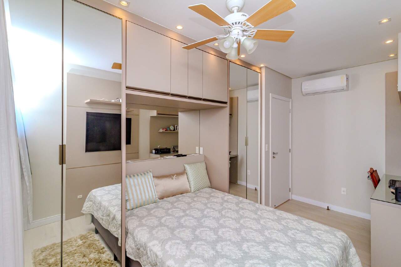 Apartamento à venda no Pioneiros: 