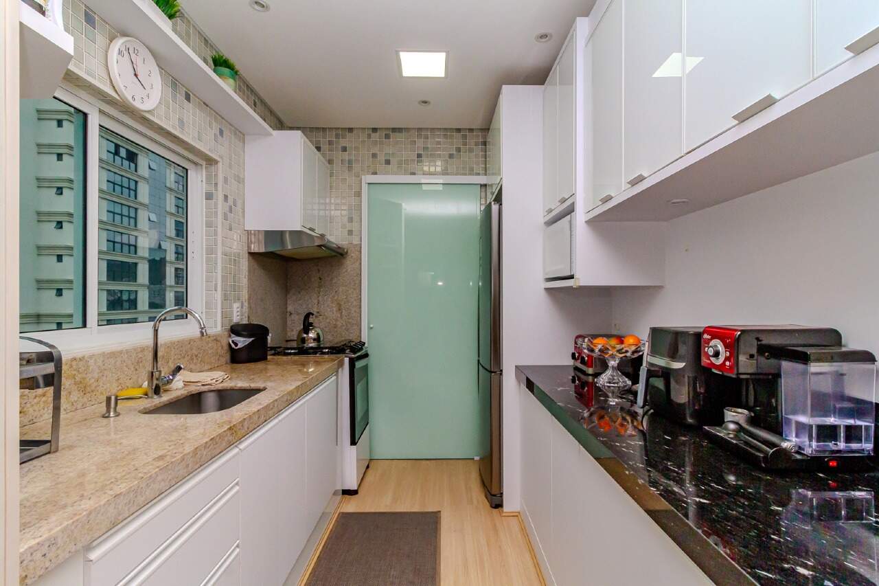 Apartamento à venda no Pioneiros: 