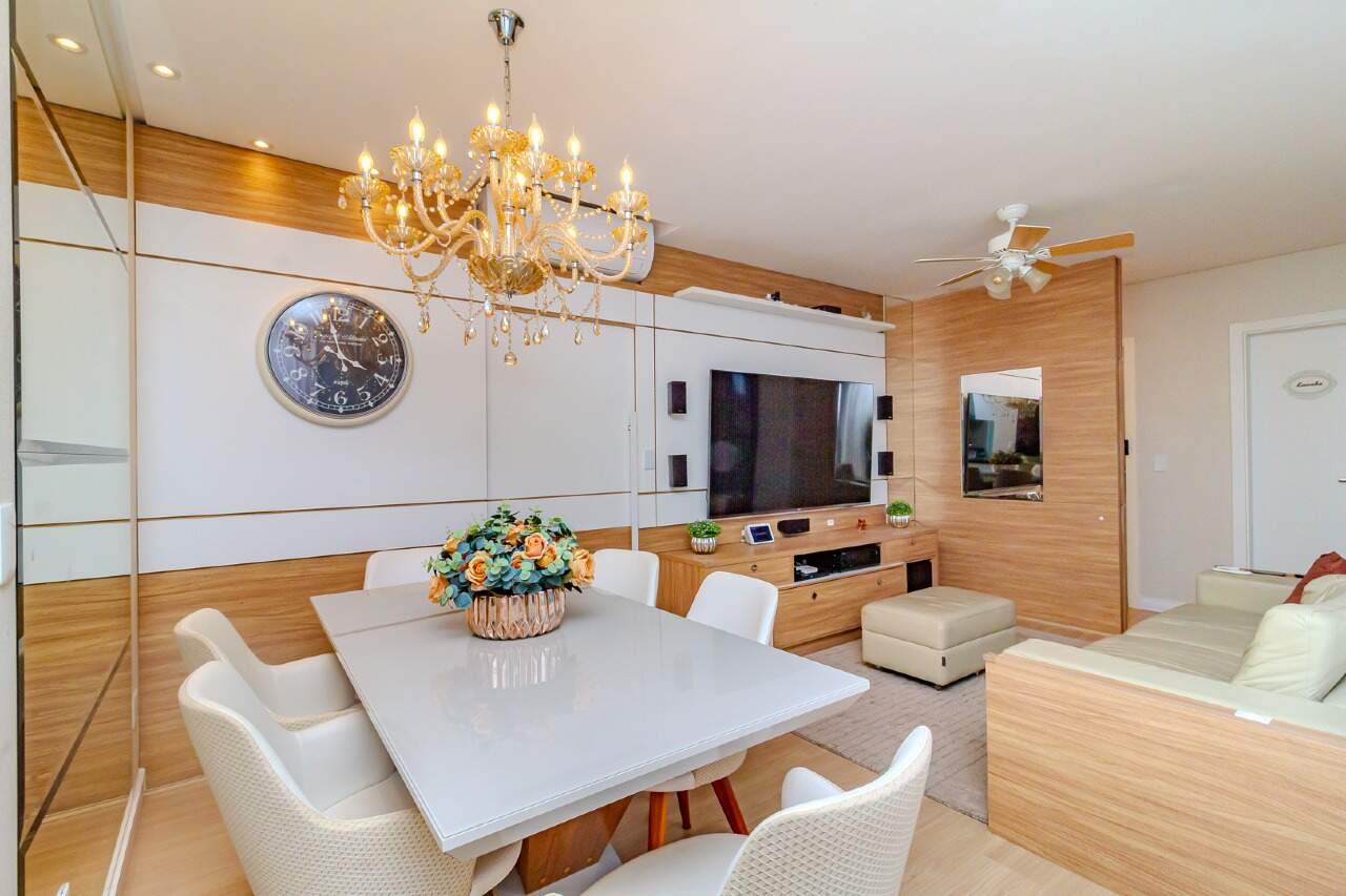 Apartamento à venda no Pioneiros: 