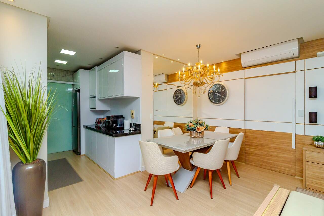 Apartamento à venda no Pioneiros: 