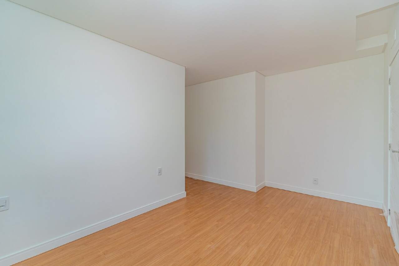 Apartamento diferenciado à venda no Praia Brava: