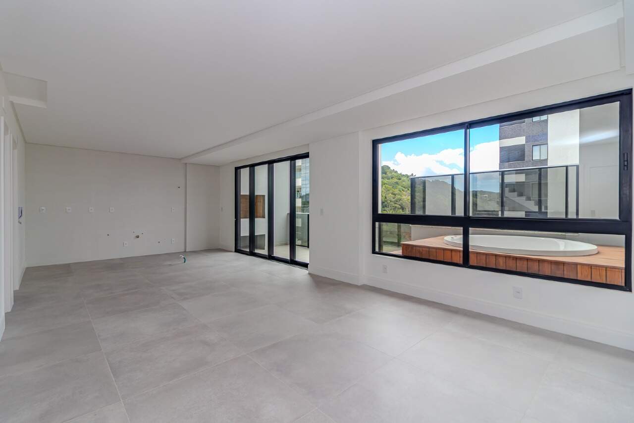 Apartamento à venda no Praia Brava: 