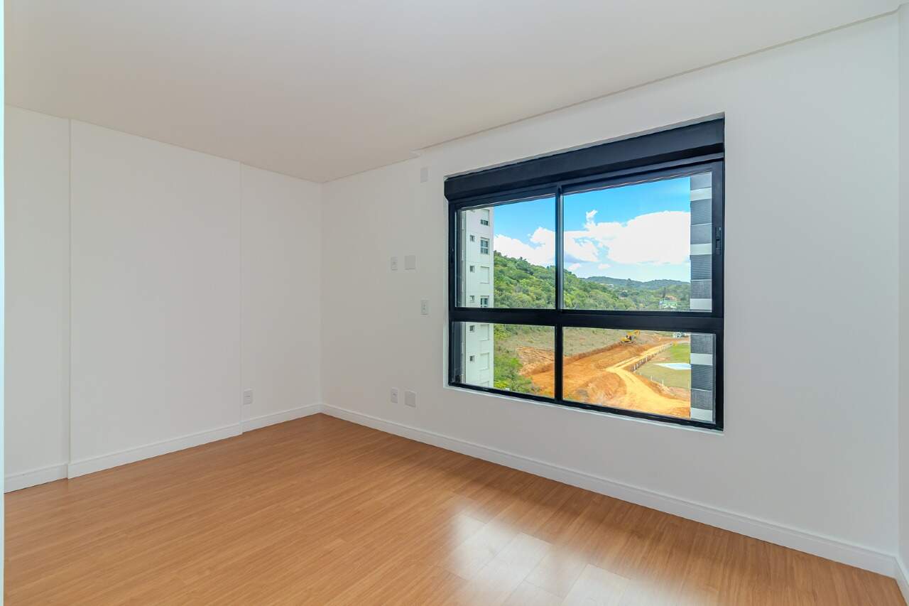 Apartamento à venda no Praia Brava: 
