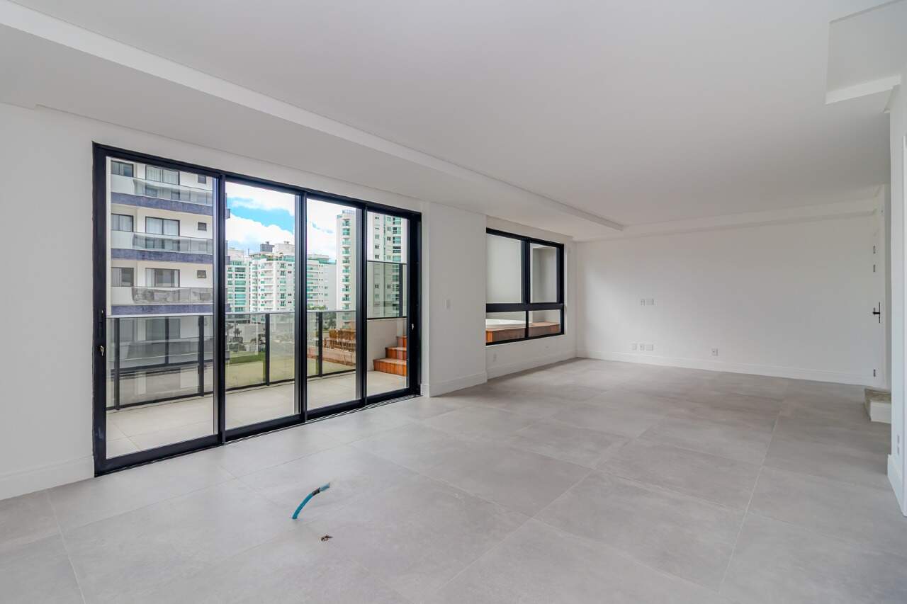 Apartamento à venda no Praia Brava: 