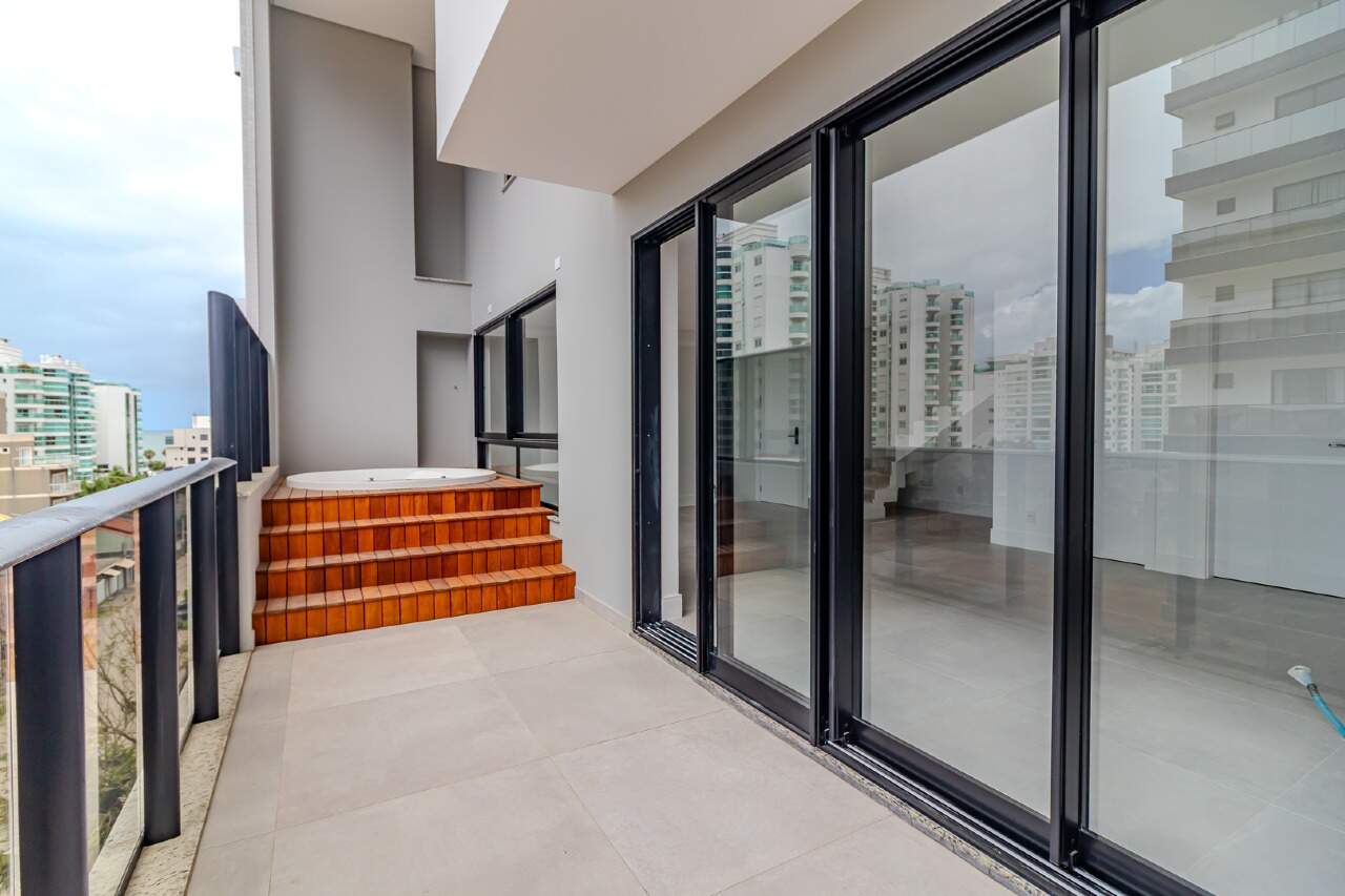 Apartamento à venda no Praia Brava: 