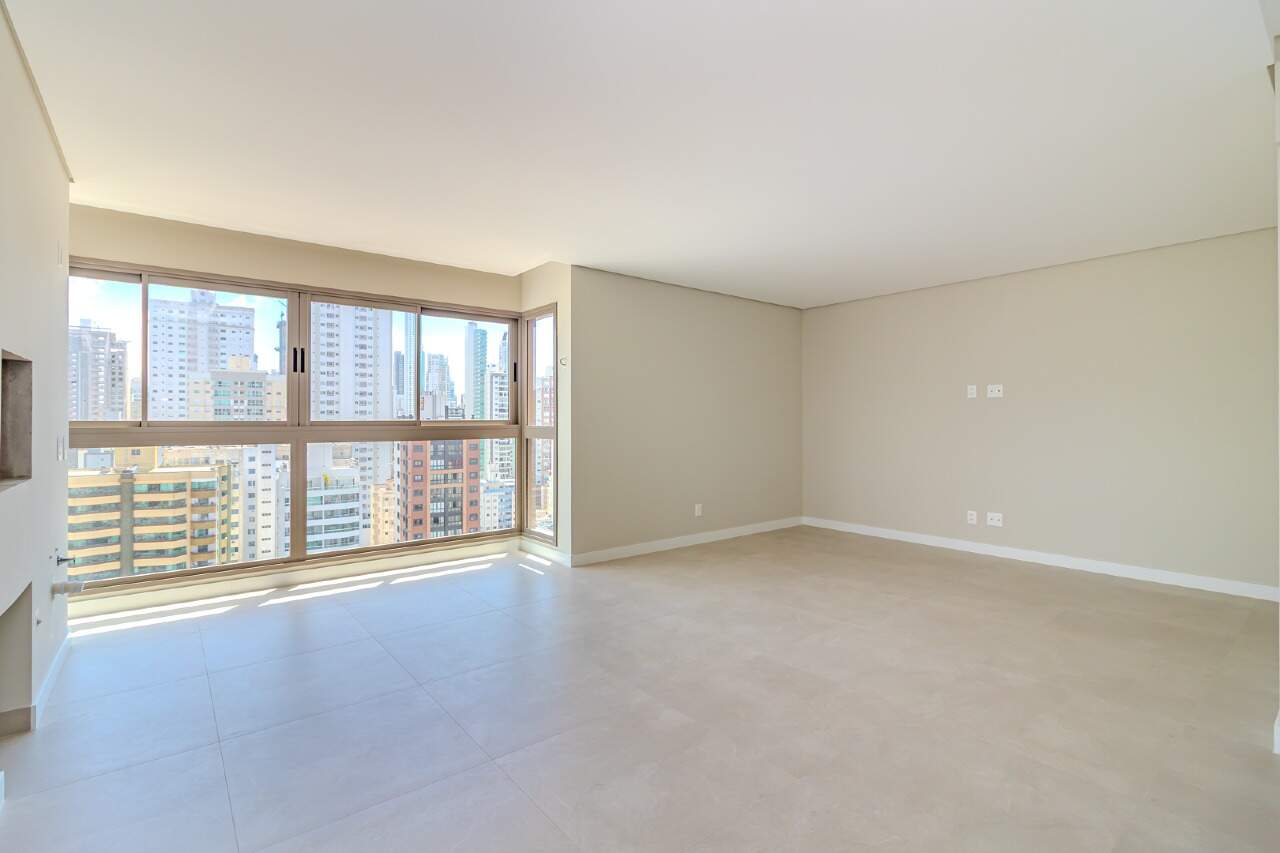Apartamento de 2 quartos, 137m² no bairro 2 Quadra Centro, em Balneário Camboriú | Eu Corretor