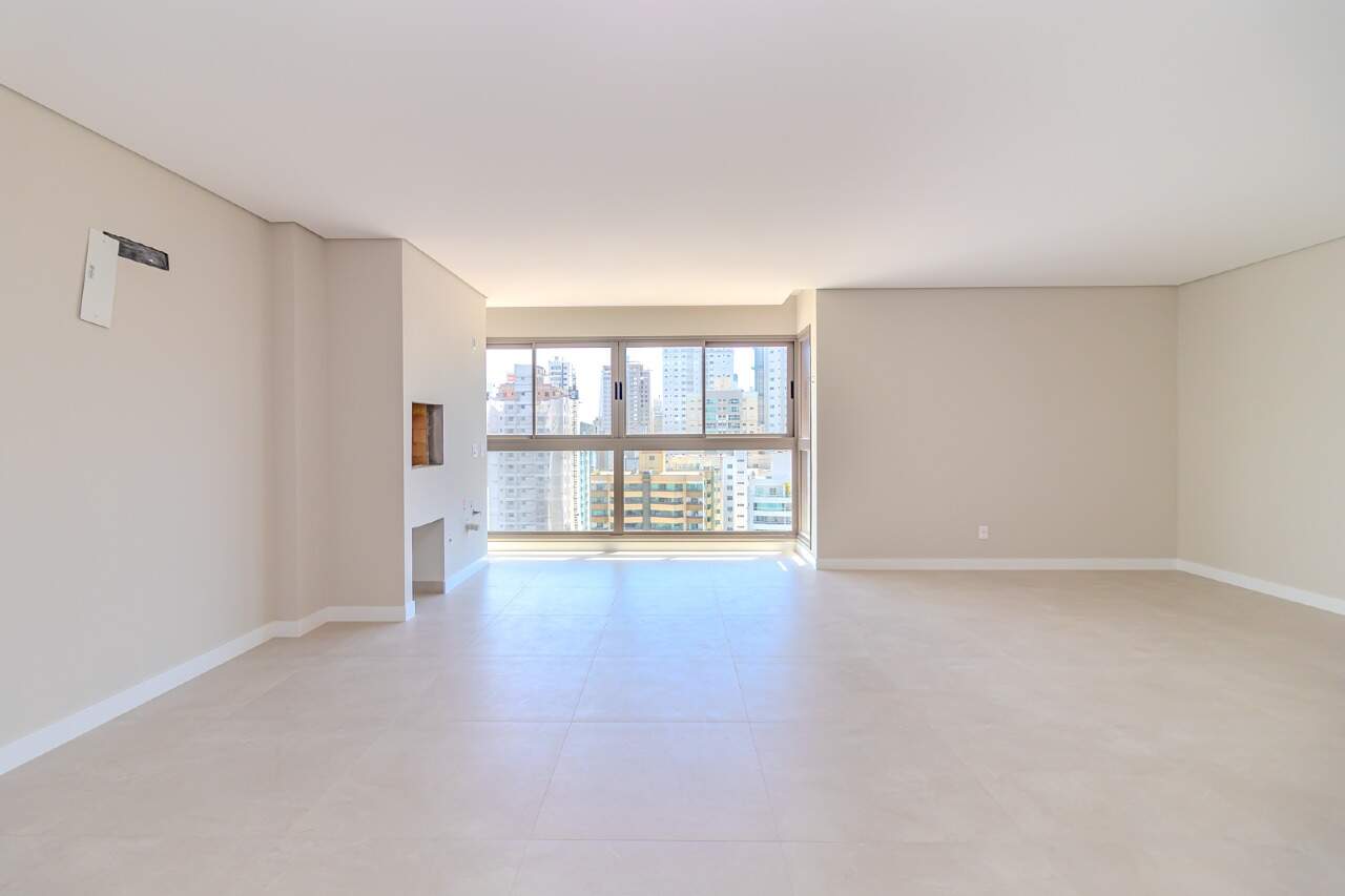 Apartamento de 2 quartos, 137m² no bairro 2 Quadra Centro, em Balneário Camboriú | Eu Corretor