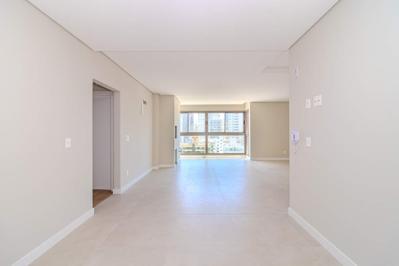 Apartamento de 2 quartos, 137m² no bairro 2 Quadra Centro, em Balneário Camboriú | Eu Corretor