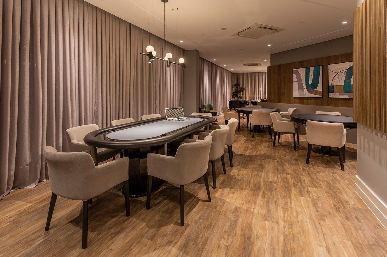 Apartamento de 3 quartos, 164m² no bairro Pioneiros, em Balneário Camboriú | Eu Corretor