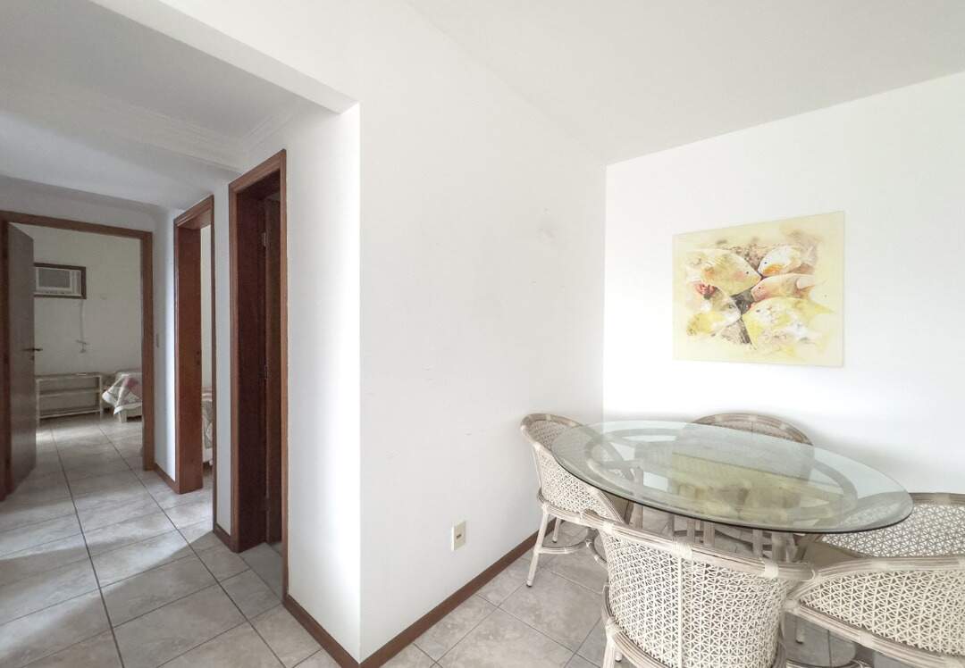 Apartamento à venda no Centro: Jantar e circulação para os dormitórios