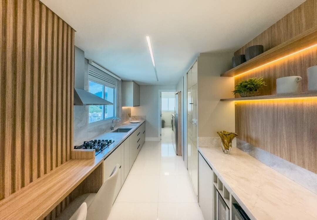 Apartamento à venda no Pioneiros: 