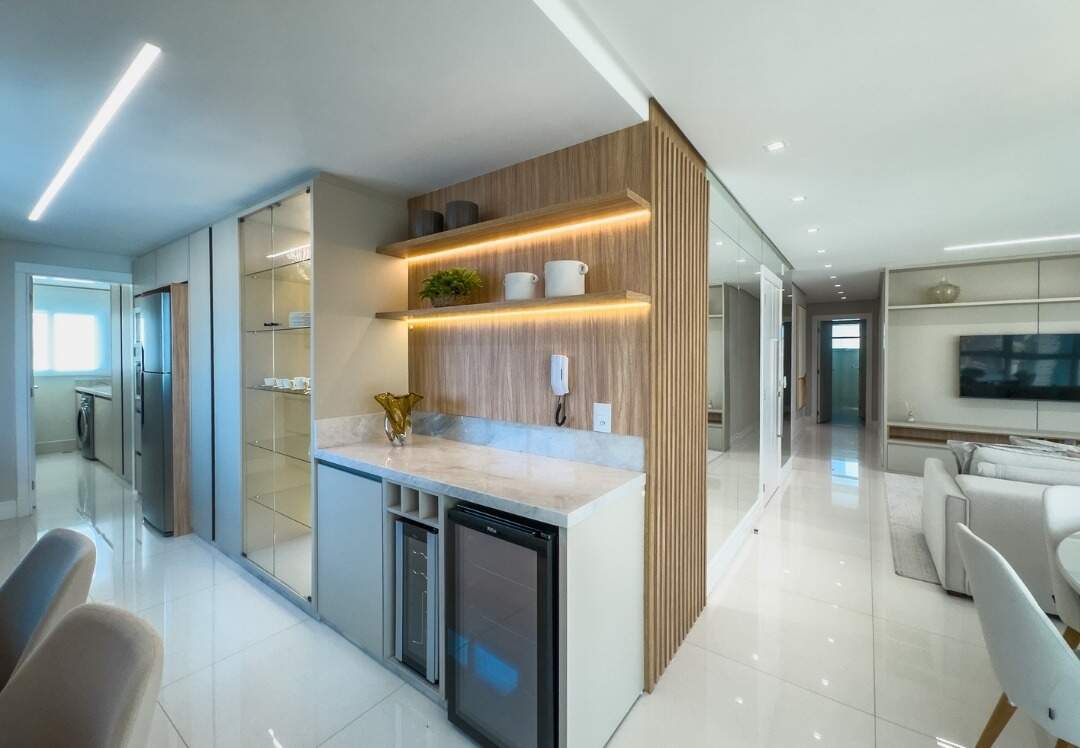 Apartamento à venda no Pioneiros: 