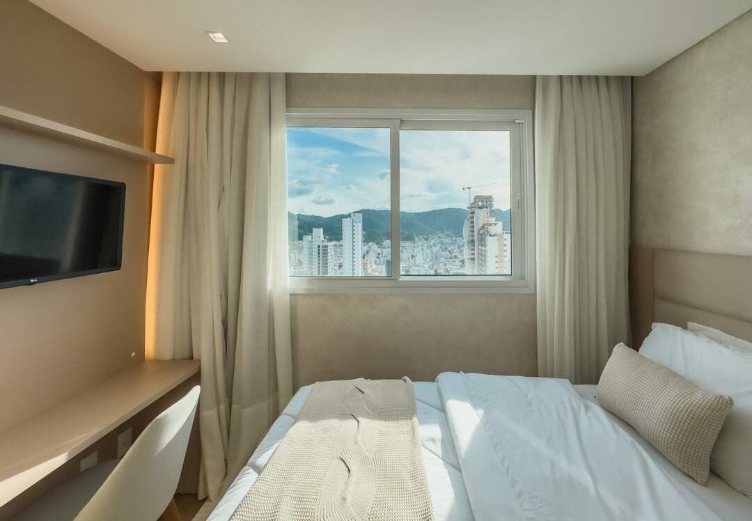 Apartamento à venda no Pioneiros: 