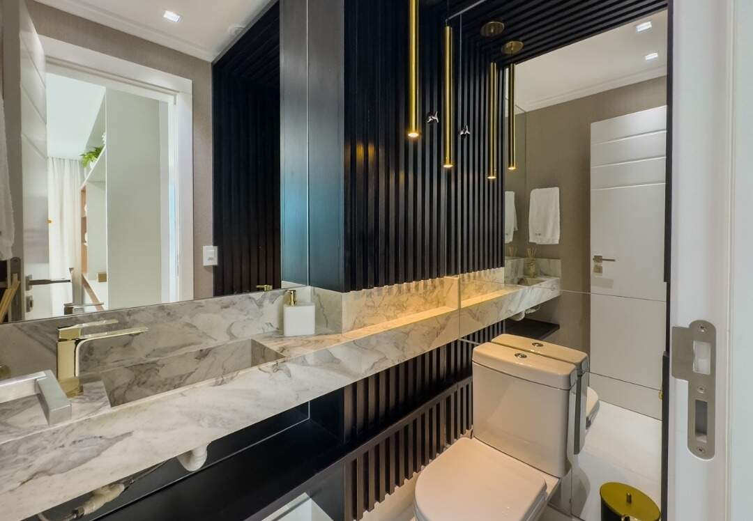 Apartamento à venda no Pioneiros: 