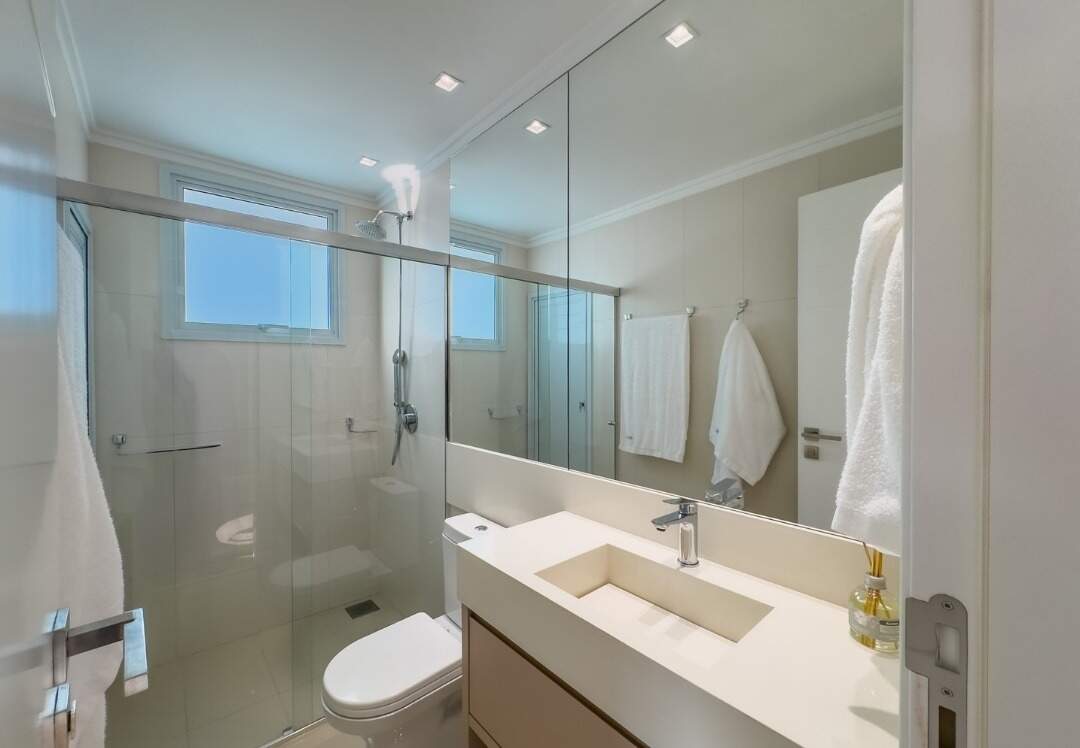 Apartamento à venda no Pioneiros: 