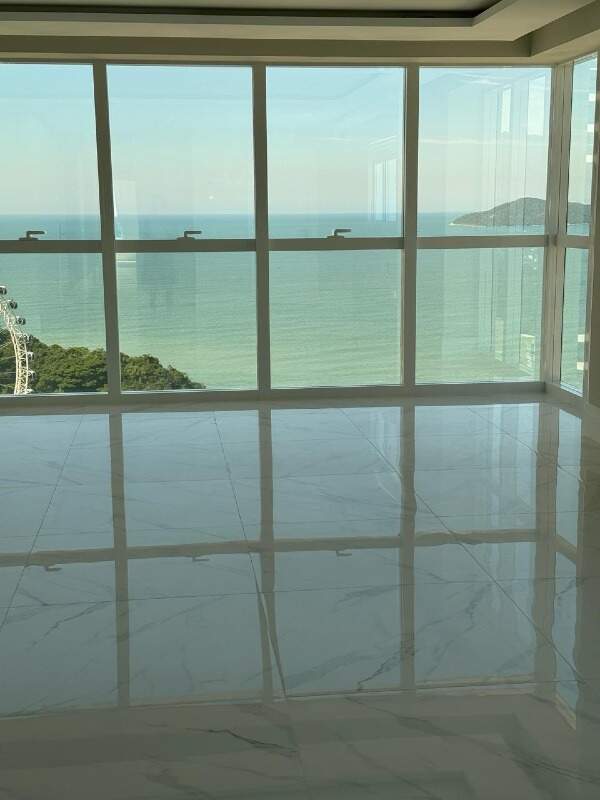 Apartamento à venda no Pioneiros: