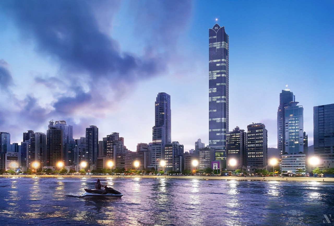 Apartamento à venda no Centro: Orla de Balneário Camboriú vista do mar, com o Boreal Tower ao centro (imagem ilustrativa)