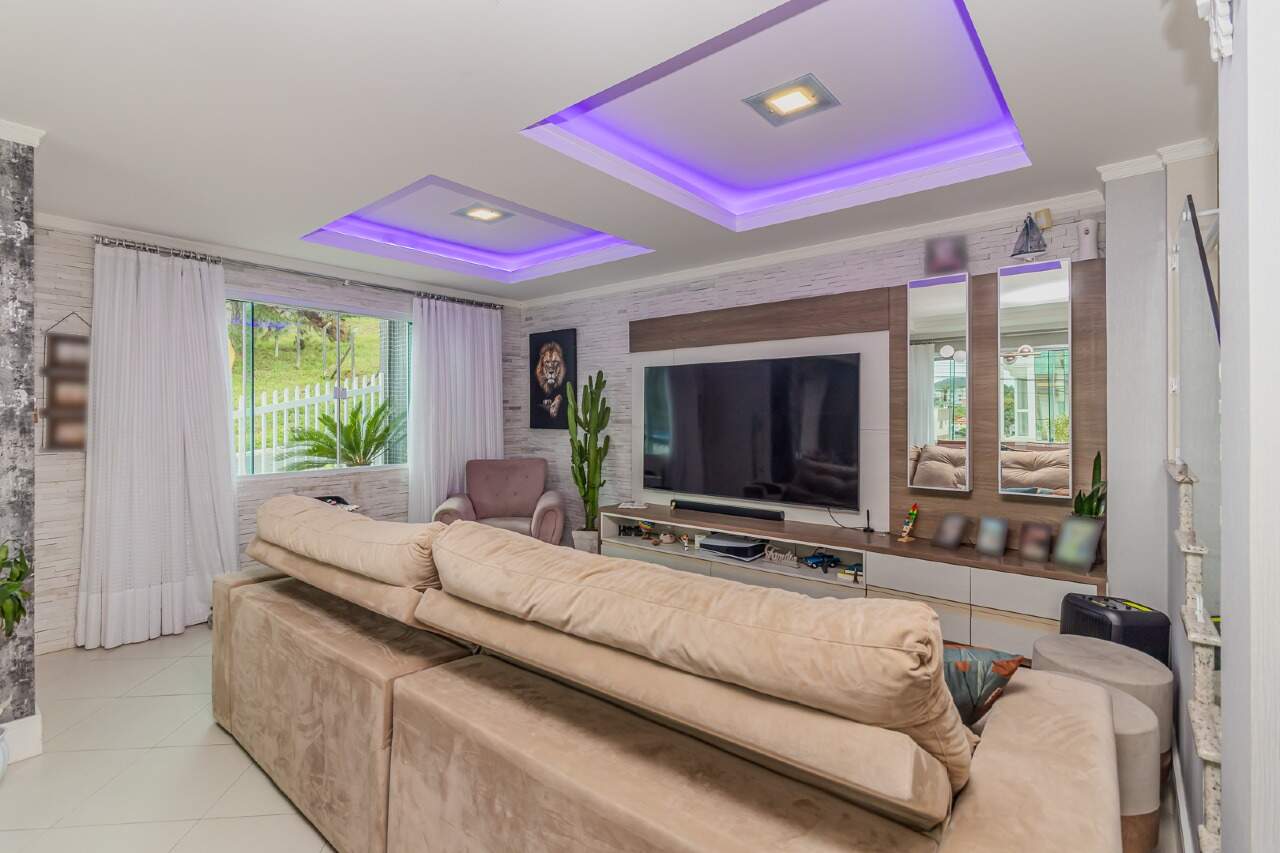Casa de 3 quartos, 168m² no bairro Ariribá, em Balneário Camboriú | Eu Corretor