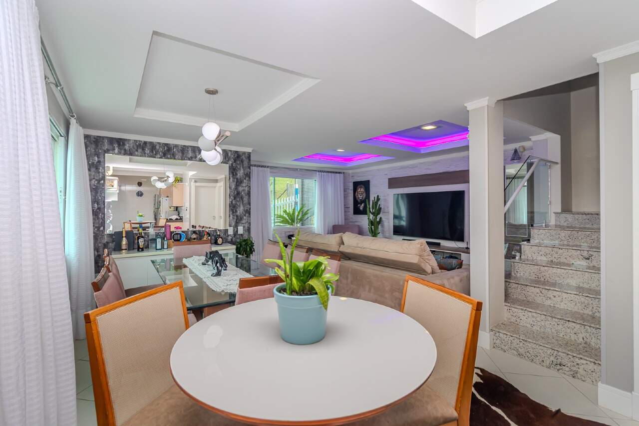 Casa de 3 quartos, 168m² no bairro Ariribá, em Balneário Camboriú | Eu Corretor