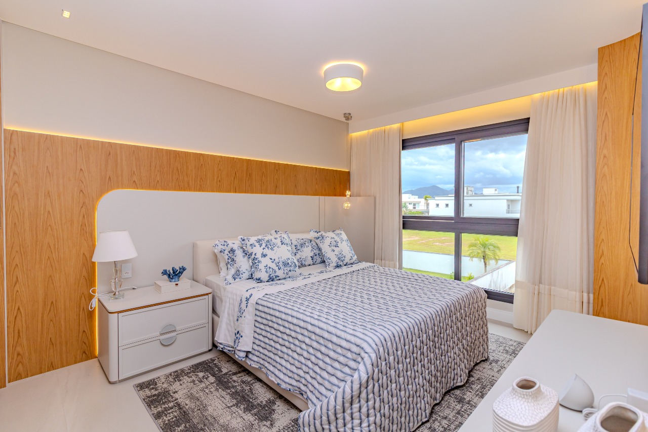 Casa de Condomínio à venda no Santa Regina : 