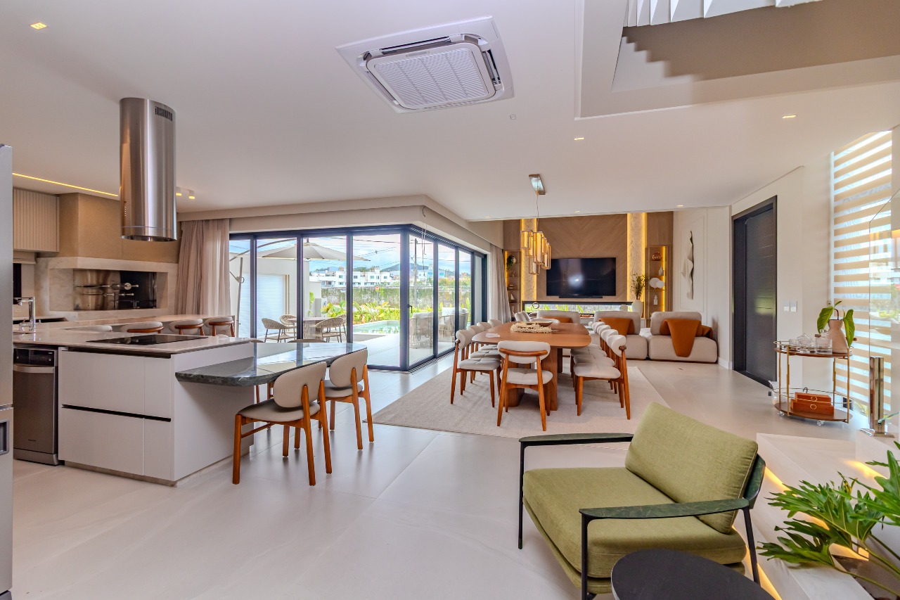 Casa de Condomínio à venda no Santa Regina : 