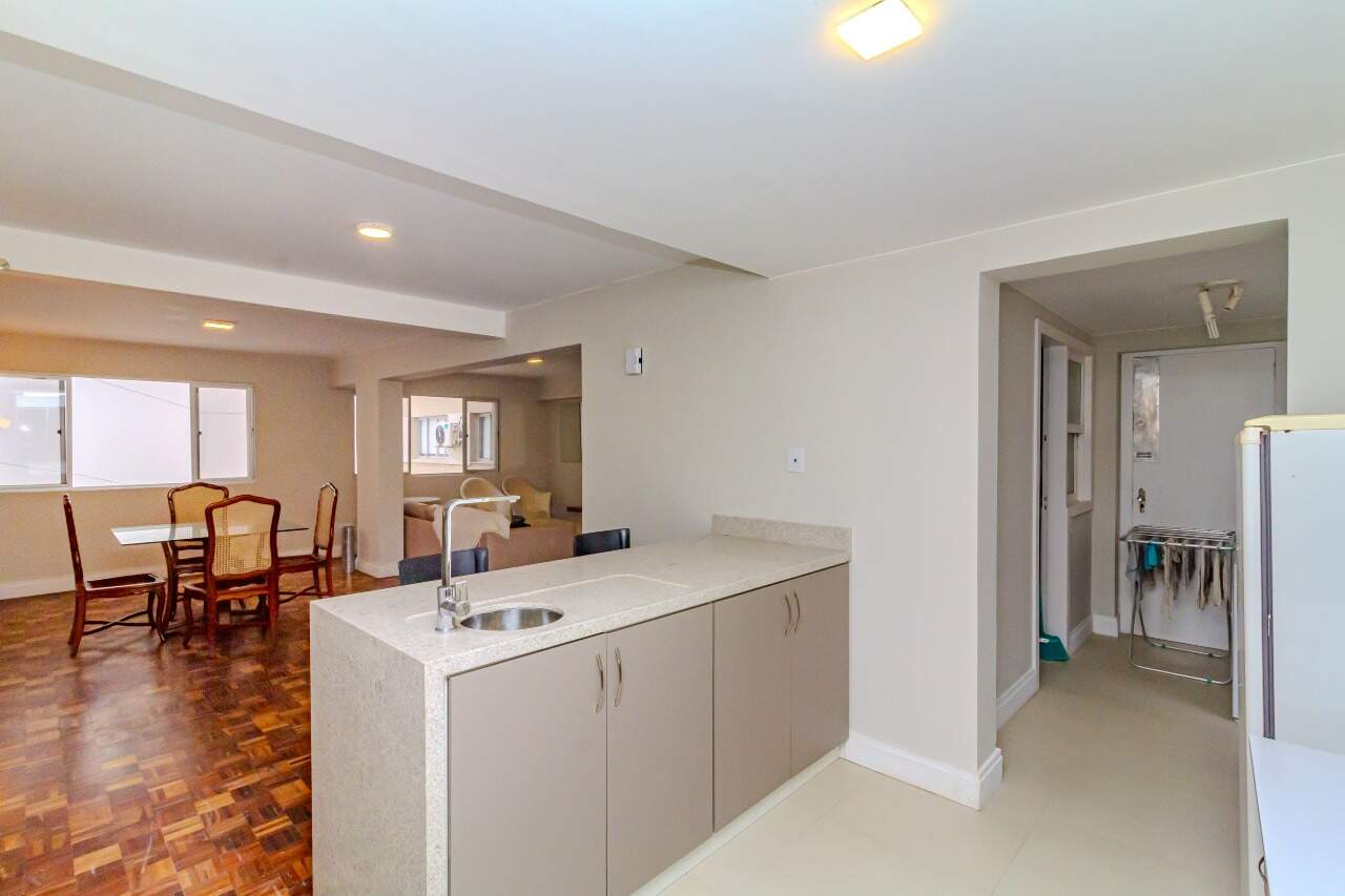 Apartamento à venda no Pioneiros: